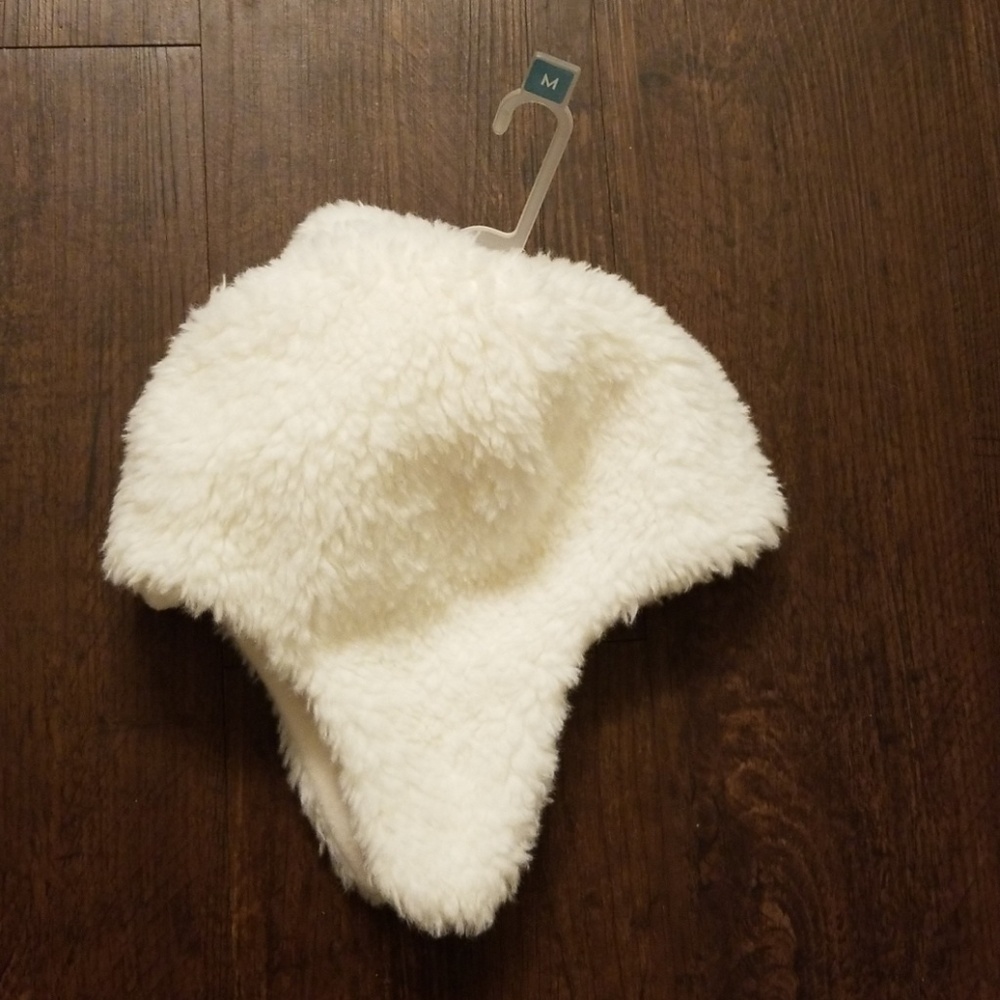 Old Navy Pom Hat - Picture 2 of 5